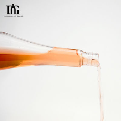 550ml 위스키 브랜디 보드카 위스키 브랜디 보드카 오리엔트/ODM 용납 및 조각 표면 처리