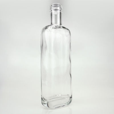 700ml 맑은 평면 유리 보드카 위스키 병