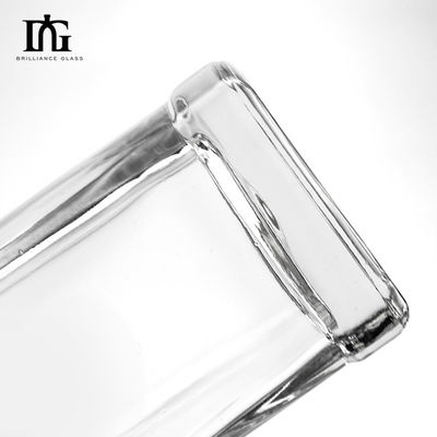 700ml 500ml 위스키 와드카 음주용 광형 유리 병 고객 로고를 받아 들일 수 있습니다