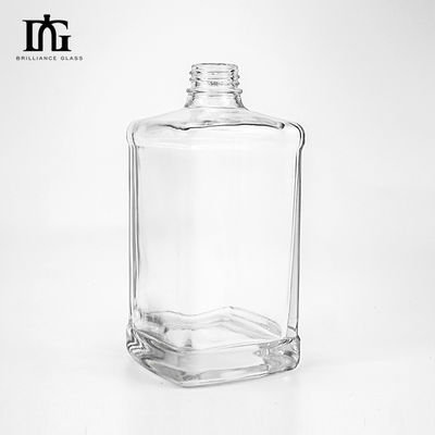 700ml 500ml 위스키 와드카 음주용 광형 유리 병 고객 로고를 받아 들일 수 있습니다