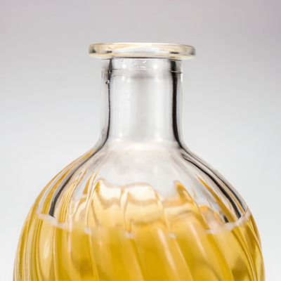 정수 와인 알코올 럼 브랜디를 위한 맞춤형 조각 375ml 500ml 700ml 유리 병
