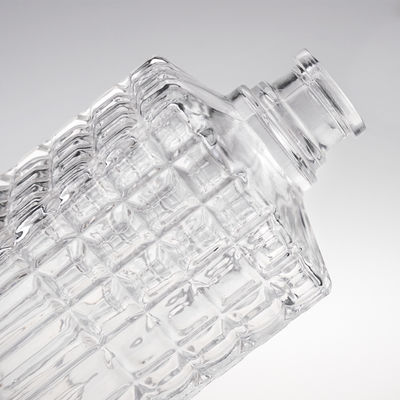 OEM/ODM 수용 가능한 위스키 및 뷰티용 친환경 유리 병 500ml