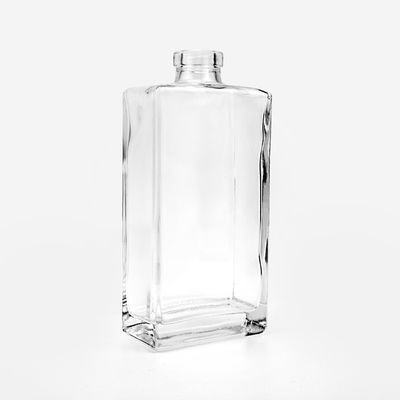 진 위스키 보드카 브랜디 코크와 스크루 캡을 위한 500ml 맞춤형 정사각형 유리 병