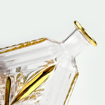 650ml/700ml/750ml 용량과 유리 코크로 된 유리 브래ಂದಿ 병
