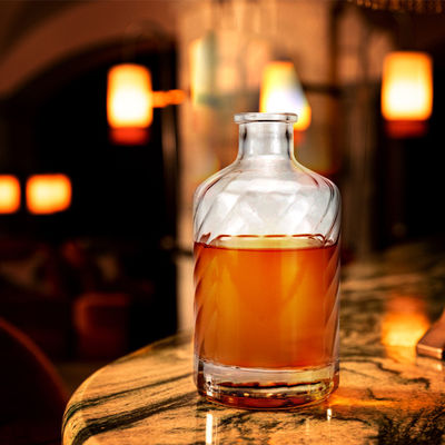 밀폐 유형 CORK 500ml 700ml 750ml 빈 럼 위스키 스피릿 보드카 유리 술 병