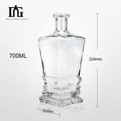700ml의 알코올 럼 와인을 위한 뚜?? 이 있는 독특한 크리스탈 글래스 리커 위스키 디칸터