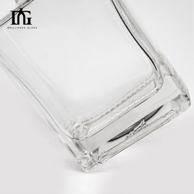 500ml/700ml/750ml 용량 클래식 사각형 모양 컵 유리 위스키 브랜디 보드카 병