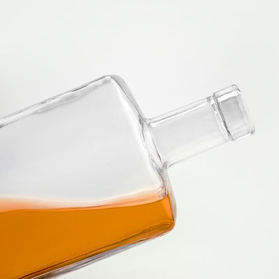 사용자 지정 로고 및 패키지용 우각 된 전자 접착 유리 병 700ml 750ml 보드카