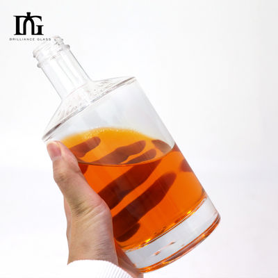 500ml/700ml 용량 진 럼 위스키를 위한 클래식 빈 플린트 맑은 둥근 유리 병