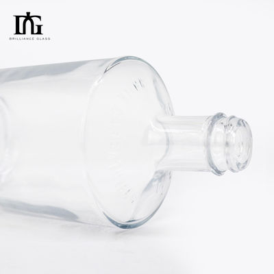 500ml/700ml 용량 진 럼 위스키를 위한 클래식 빈 플린트 맑은 둥근 유리 병