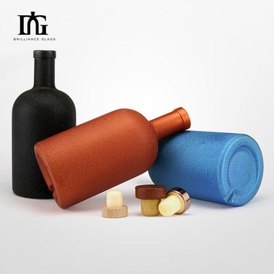 유리 목걸이 맞춤형 700ml 매트 블랙 둥글 빈 750ml 와드카용 술 병