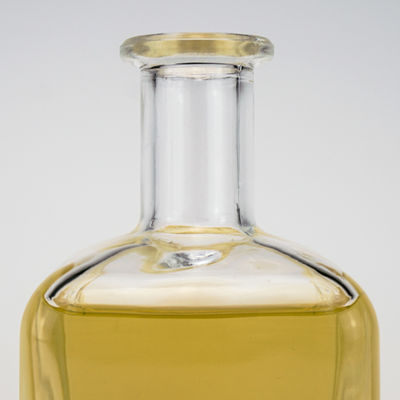 맞춤형 정사각형 유리 위스키 병 세트 5CL 500ML 750ML 얼음 접시 기본 재료 유리