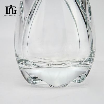 유리 목걸이 평면 어깨 테킬라 술 병 코크와 나사 모자를 가진 흰색