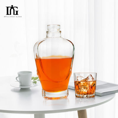 브랜디 럼 위스키 진 보드카를 직접 공급하기 위한 700ml 750ml 선명한 유리 병