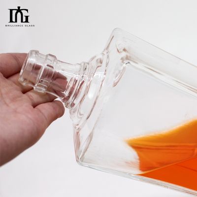 의 맞춤 700ml 맑은 유리 와인 병 음주용 산업 용량 700ml
