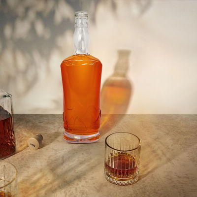 750ml 75cl 맑은 유리 위스키 브랜디 병 CORK 봉인 및 몸체 재료 유리