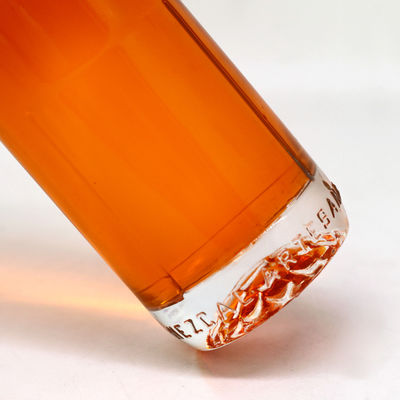 위스키 럼 진 테킬라 브랜디 술 코크 막대기 750ml 용량의 유리 병