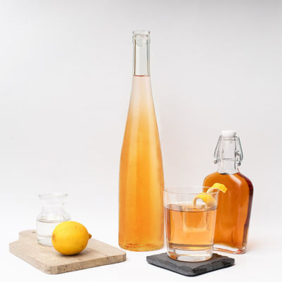 녹화 표면 처리 380ml 700ml 테킬라 위스키 보드카 럼 브랜디의 유리 병