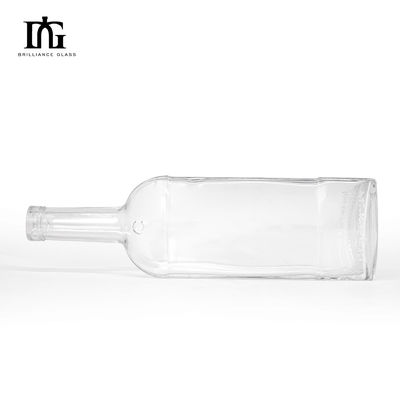750ml 700ml 500ml 독특한 모양의 보드카 스피릿 진 럼 맑은 유리 술 병 코크