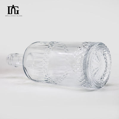 맑은 정사각형 클래식 빈 유리 병 끝 음료 및 음료 밀폐 유형 CORK