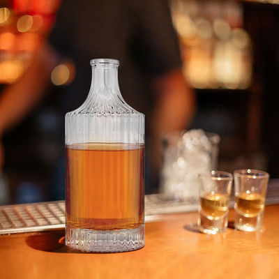 맑은 크리스탈 럼 진 보드카 병 최고 판매 360ml 500ml 700ml 음주 유리 병을 위해 사용자 정의