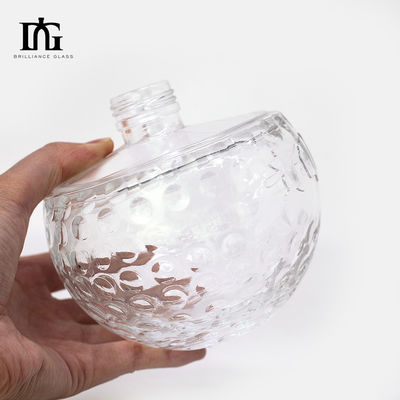 독특한 디자인 700ml 맑은 유리 병 독특한 두개골 모양과 조각 코크