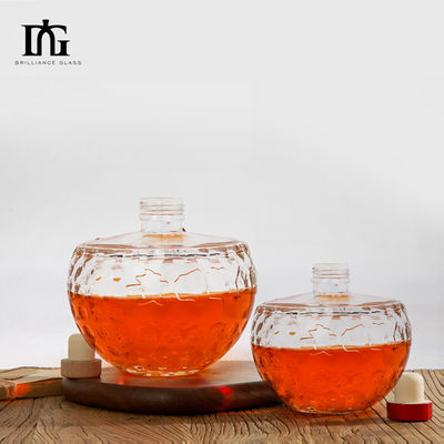 독특한 디자인 700ml 맑은 유리 병 독특한 두개골 모양과 조각 코크