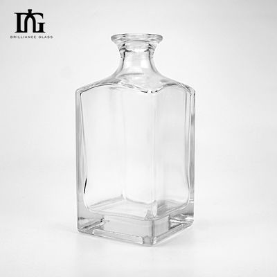 750 ml 유리 병 주문형 곰팡이 모양 슈퍼 플린트 위스키 진 보드카 술 병
