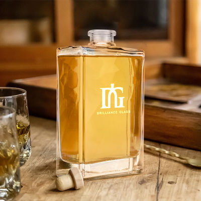 제공 된 자유 유리 기반 물질 보드카 진을위한 사용자 지정 술 100ml 200ml 500ml 700ml