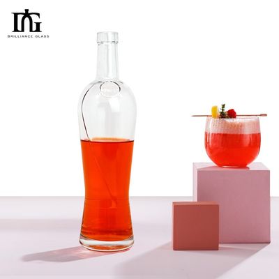 700ml 두꺼운 바닥에 새겨진 유리병 음주 주문 및 자유롭게 제공