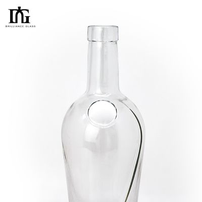 700ml 두꺼운 바닥에 새겨진 유리병 음주 주문 및 자유롭게 제공