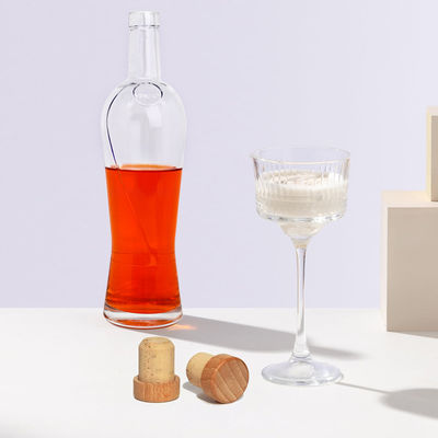 700ml 두꺼운 바닥에 새겨진 유리병 음주 주문 및 자유롭게 제공