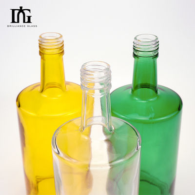 탄수화물 음료 코크와 나사 뚜?? 이 있는 500ml 유리 병