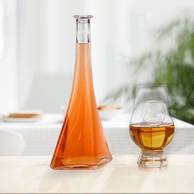 인쇄 처리 스프레이 700ml 500ml 위스키 와드카 음료를위한 광장 유리 병