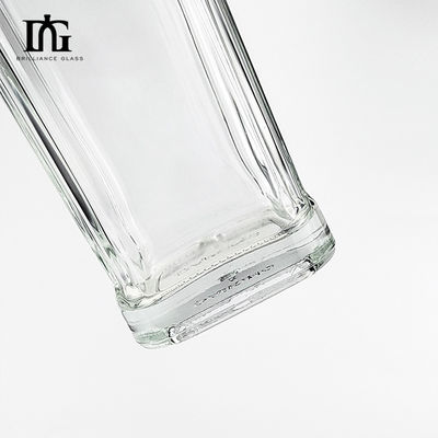 OEM / ODM를 위해 700ml 위스키 병을 새기 추가 플린트 유리 위스키 톱 허용
