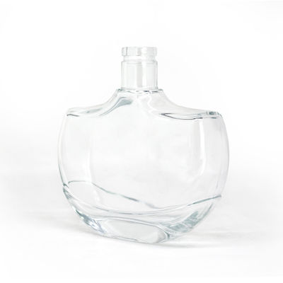 위스키 럼 진과 다른 음료를 위한 두꺼운 바닥 500ml 유리 병