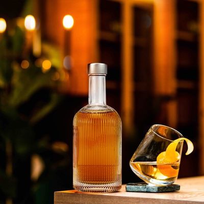 사용자 지정 디자인 로고 330Ml 유리 보드카 스피릿 병