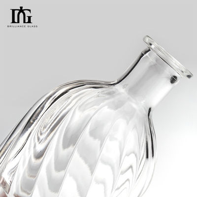 250ml/500ml/700ml/750ml 용량 녹화 표면 위스키 보드카를 위한 유리 병