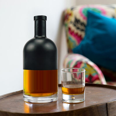 750ml 맞춤 매트 블랙 글래스 와인 병 샴페인 및 레드 와인 포장을위한 이상적입니다